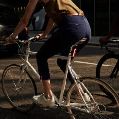 Feu Stop Arrière Vélo Automatique USB Burner Brake 12 Feu Stop Arrière Vélo Automatique USB Burner Brake -Lecyclo feu stop arriere velo automatique usb burner brake full 5