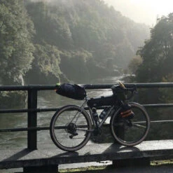 Moyeu Dynamo Roue Vélo Frein à Disque PL-7 Shutter Precision 13 Moyeu Dynamo Roue Vélo Frein à Disque PL-7 Shutter Precision -Lecyclo moyeu dynamo roue velo frein a disque pl 7 shutter precision full 6