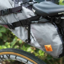 Stabilisateur De Sacoche De Selle Bikepacking Woho 11 Stabilisateur De Sacoche De Selle Bikepacking Woho -Lecyclo stabilisateur sacoche de selle woho brooks b series 4